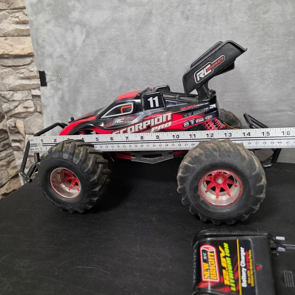 New Bright Scorpion Pro RC Monster Truck 12.8V FOR PARTS As Is Hobby Collectible